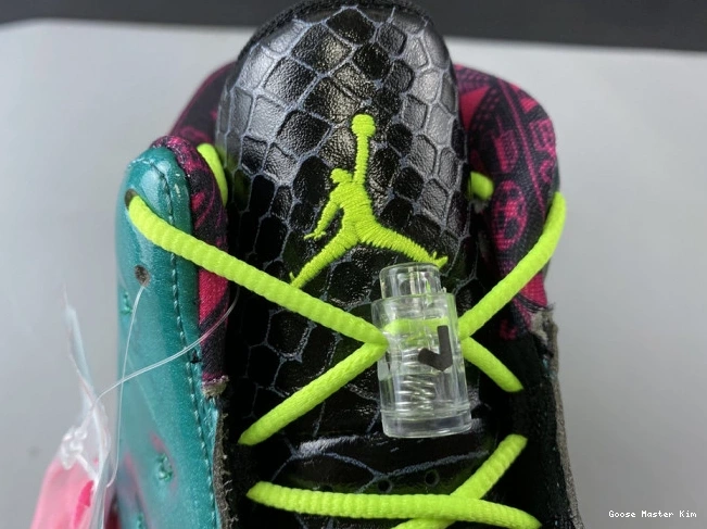 836405-305 13 Jordan Doernbecher Air Retro 0702